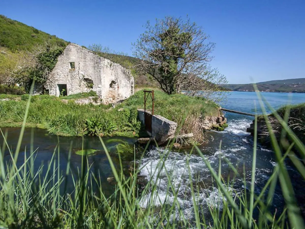 Holiday Home Klen 1 By Interhome Hreljići